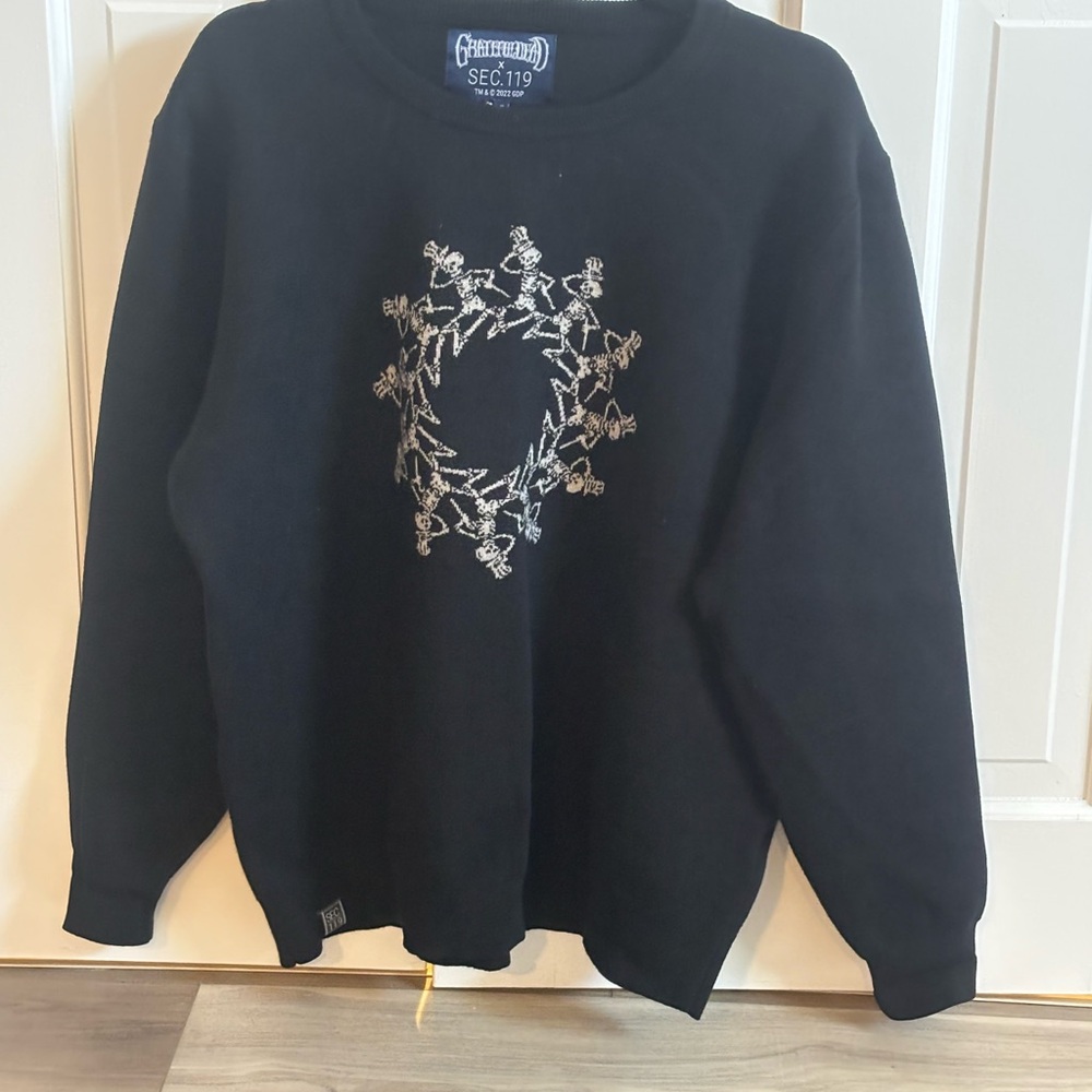 Grateful Dead Black and White Sweatshirt